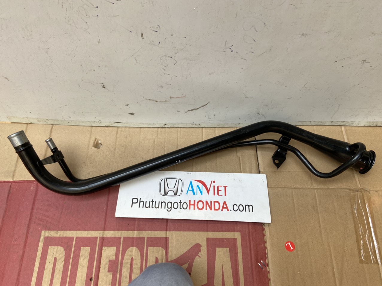 Cổ đổ nhiên liệu xe Honda CITY